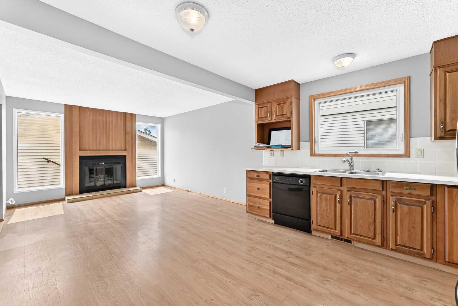 128 Erin Woods Drive SE