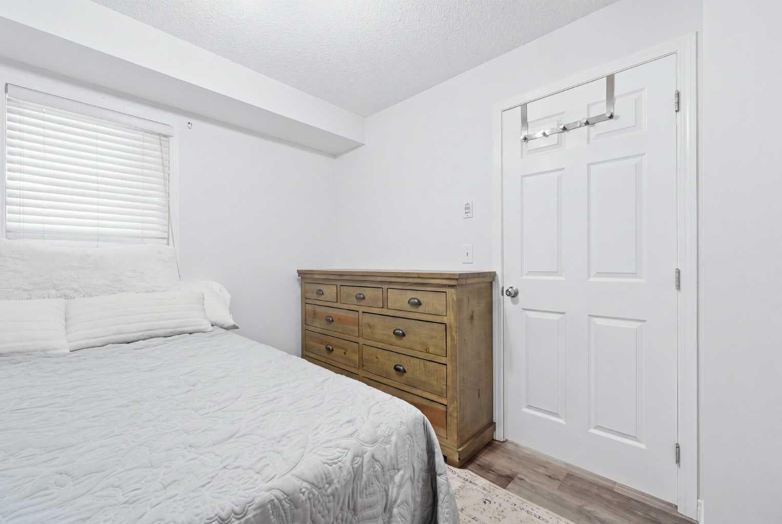 1308, 625 Glenbow Drive 