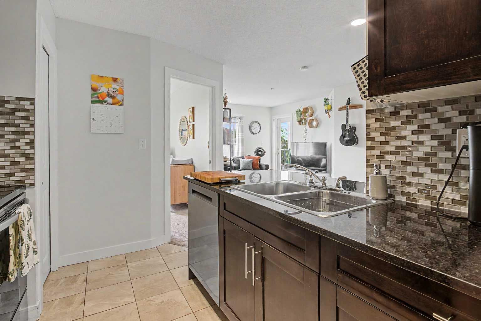 3407, 403 Mackenzie Way SW