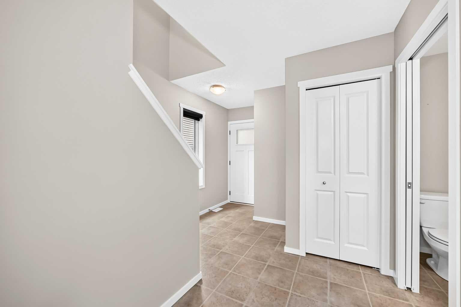 108 Sage Valley Drive NW