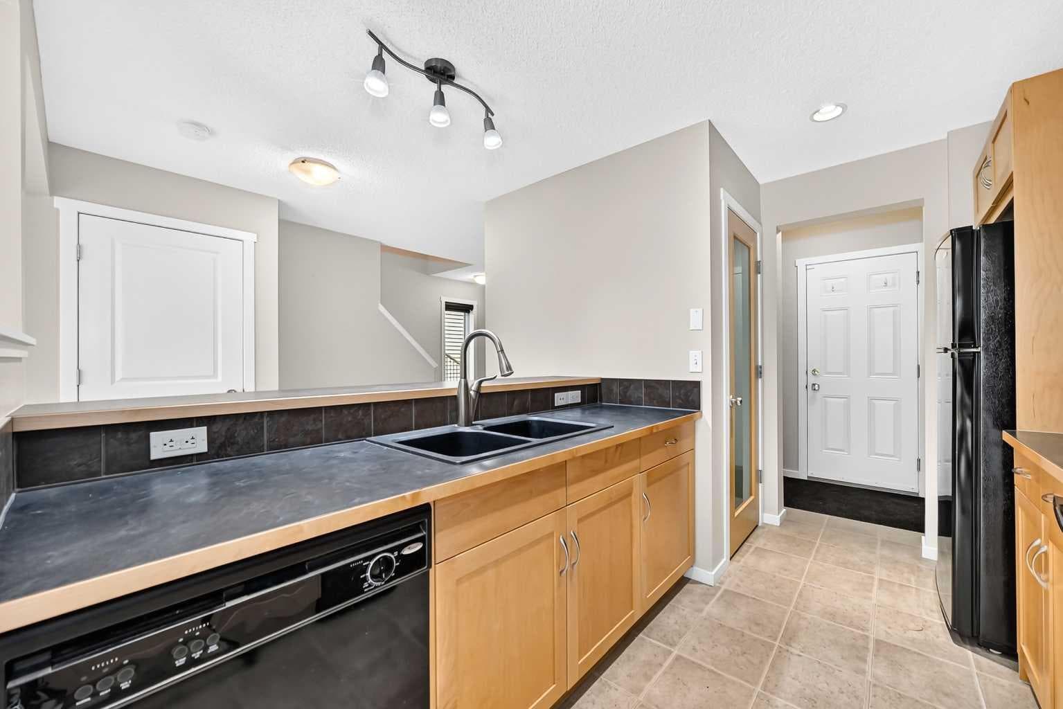 108 Sage Valley Drive NW