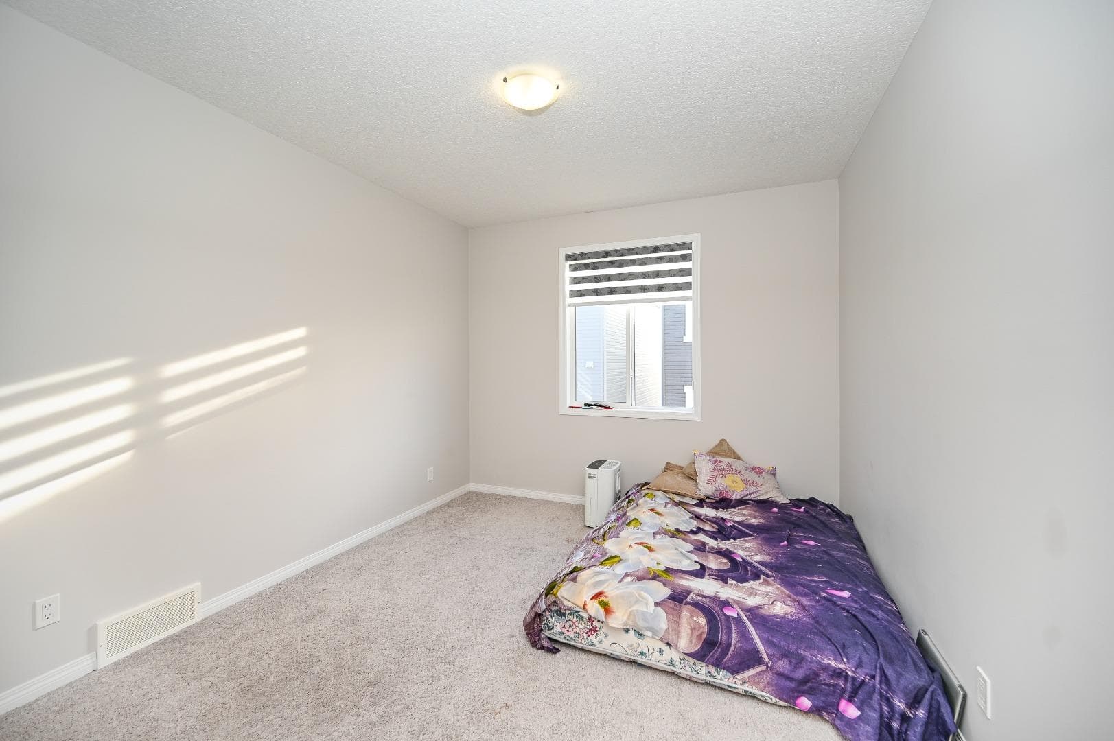 64 Cityside Common NE