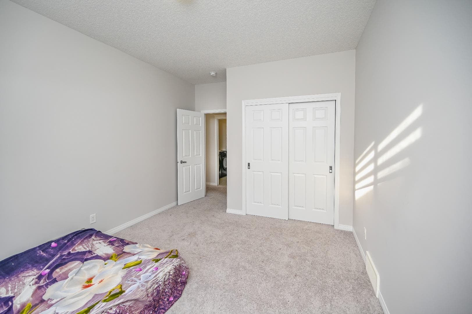 64 Cityside Common NE