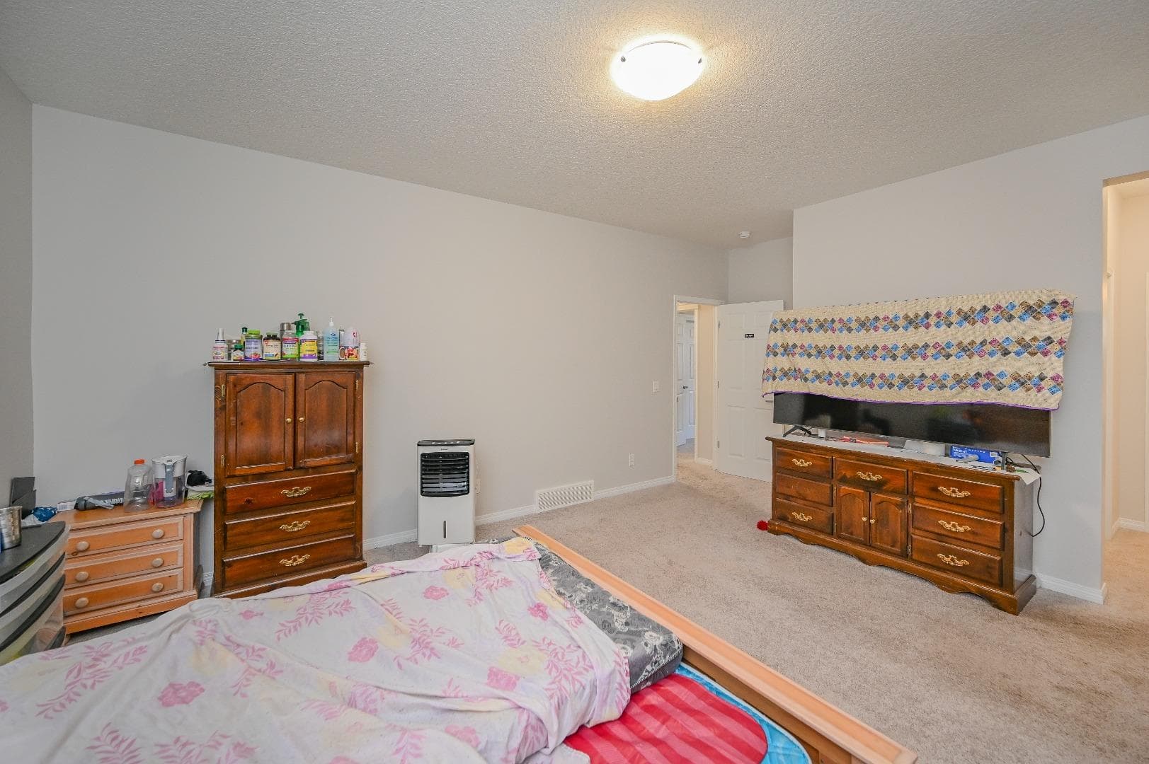 64 Cityside Common NE