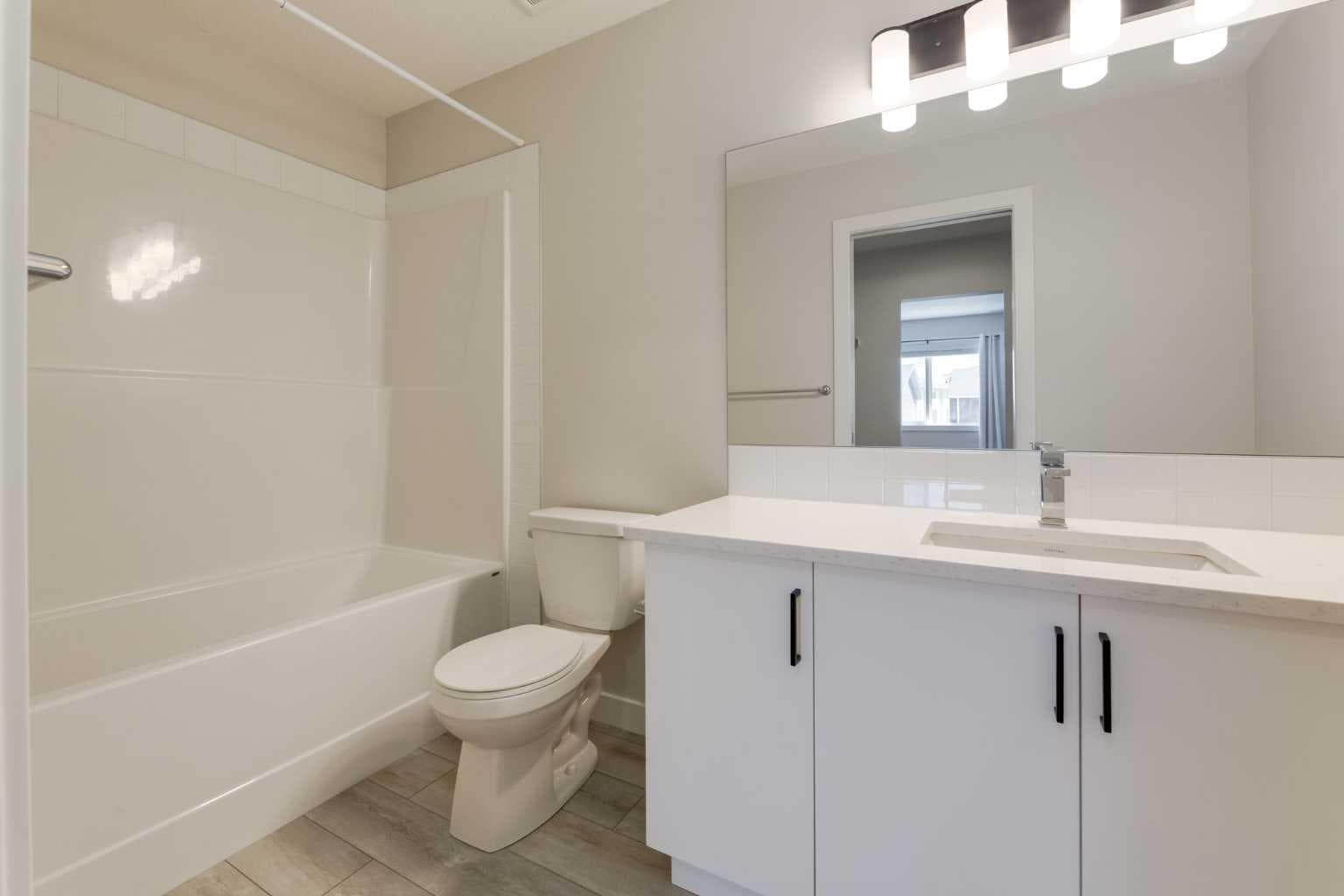 31 Tuscany Summit Square NW