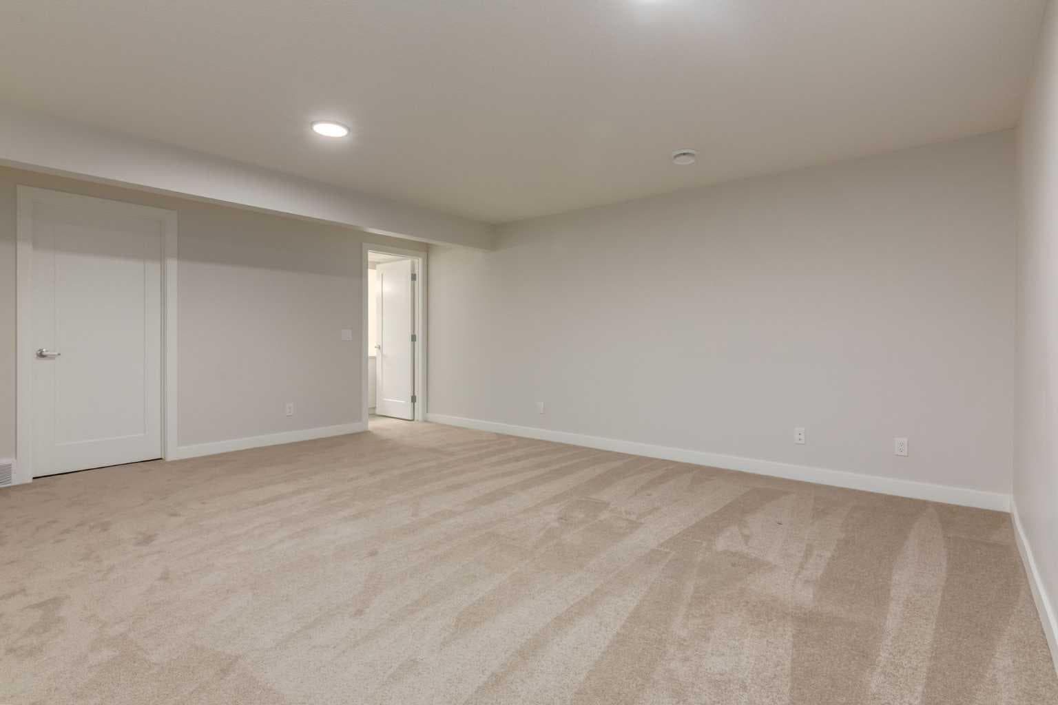 31 Tuscany Summit Square NW