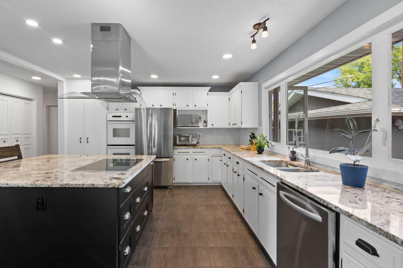 20 Mapleburn Drive SE
