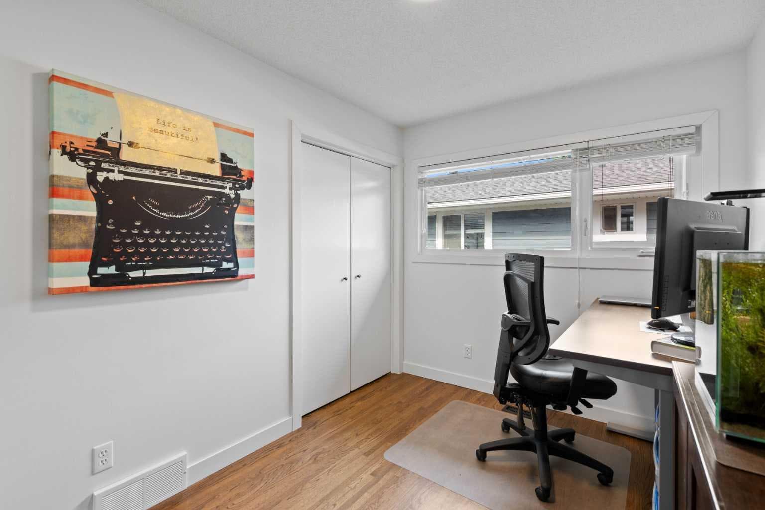 20 Mapleburn Drive SE