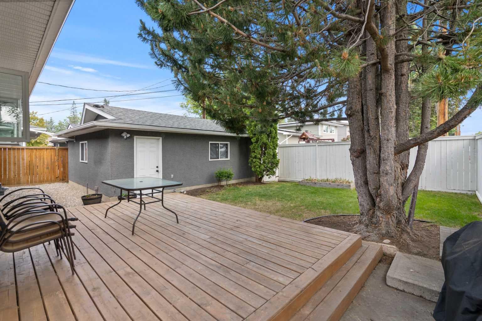 20 Mapleburn Drive SE
