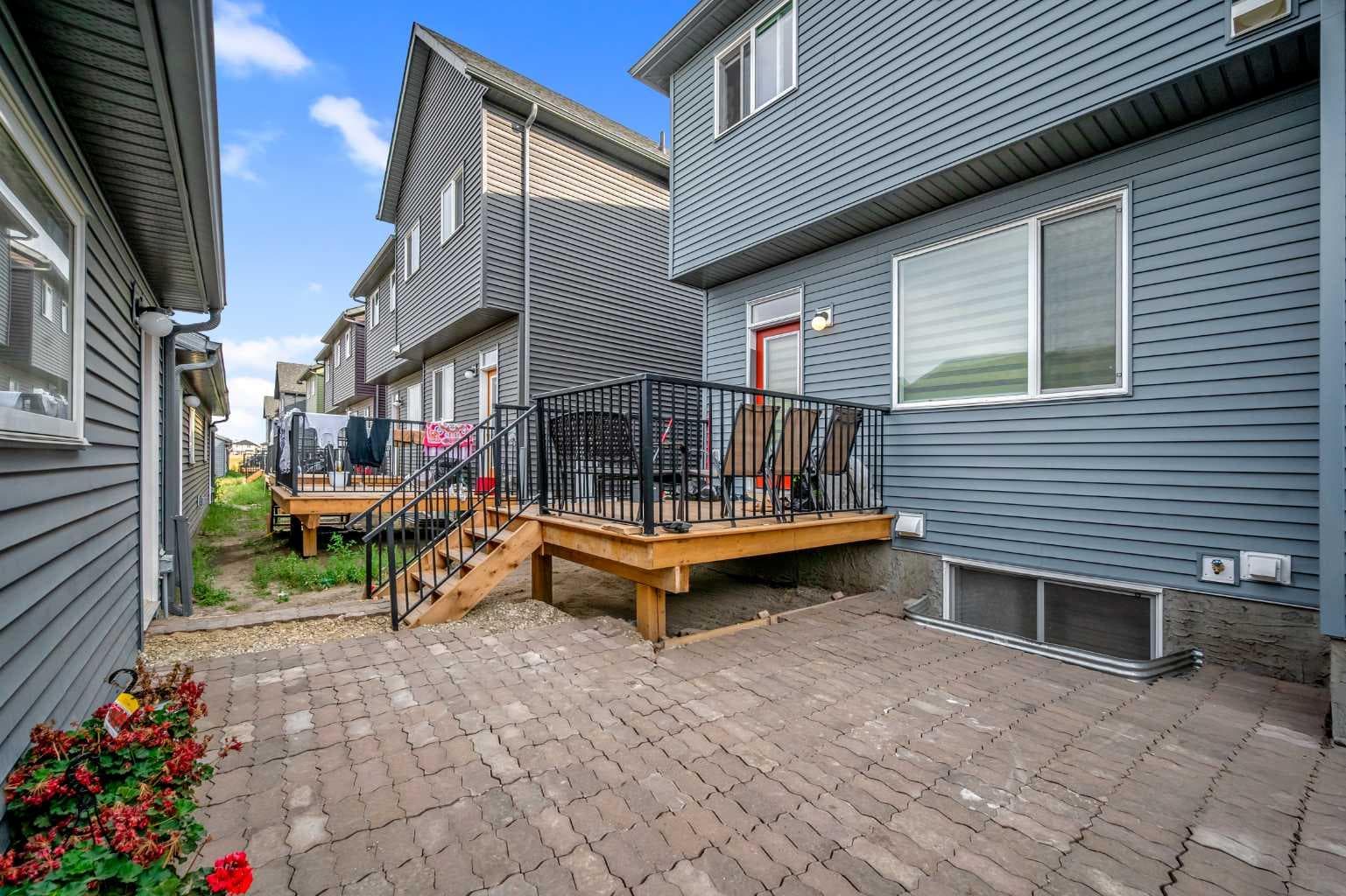 84 Savanna Place NE