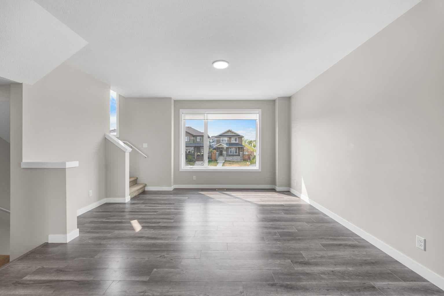 615 Evanston Link NW
