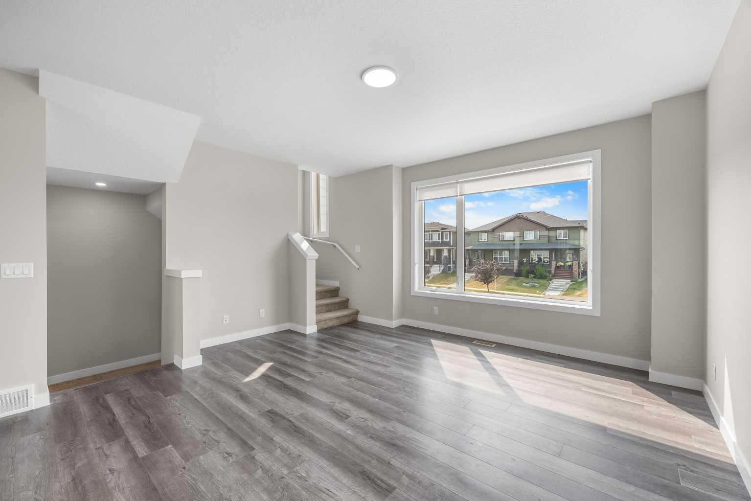 615 Evanston Link NW