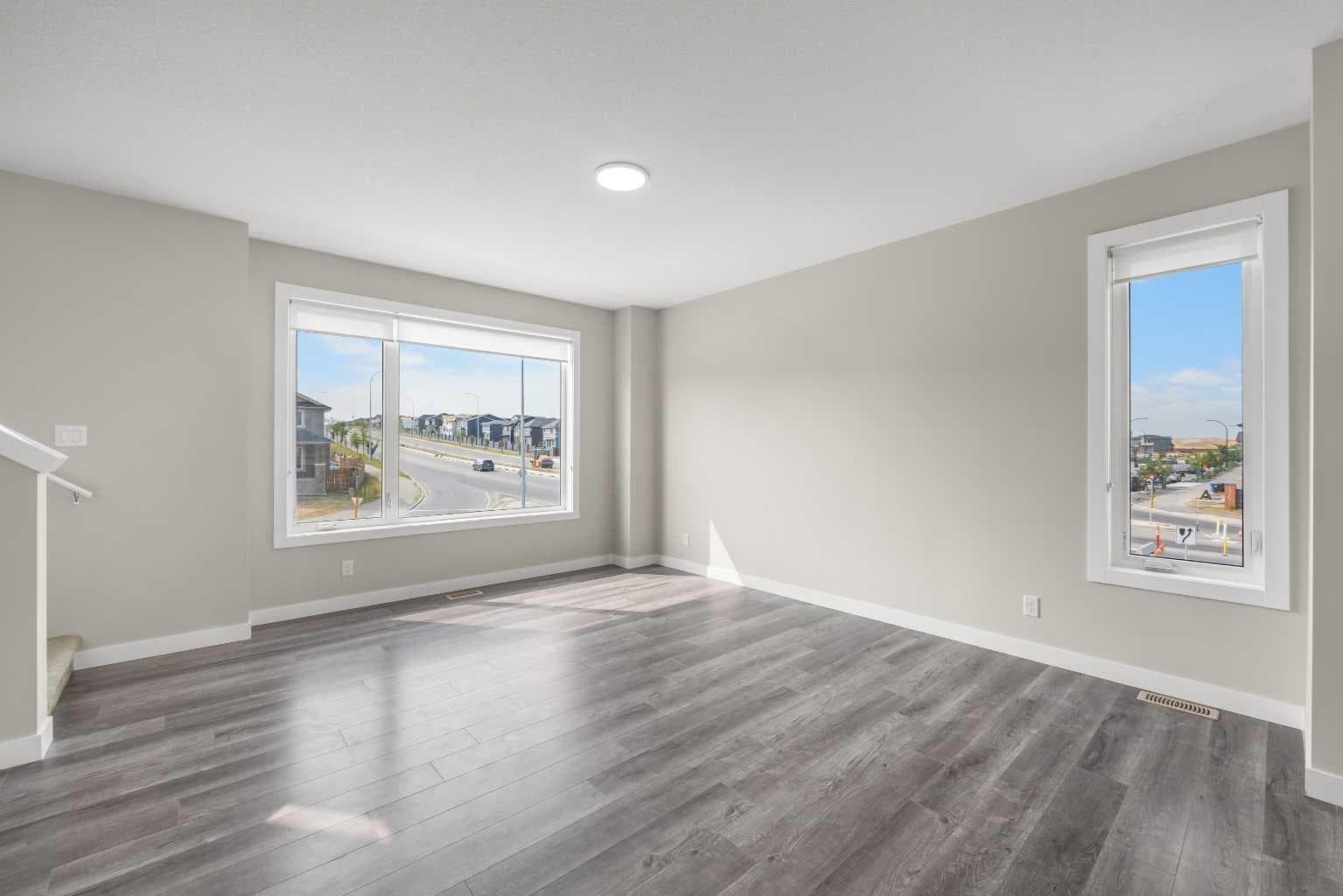 615 Evanston Link NW
