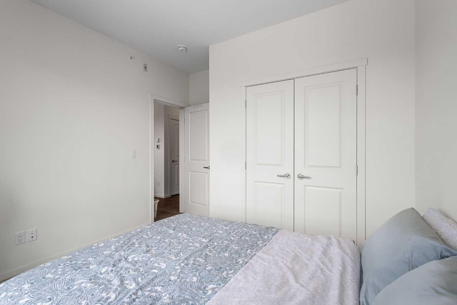 2401, 740 Legacy Village Road SE