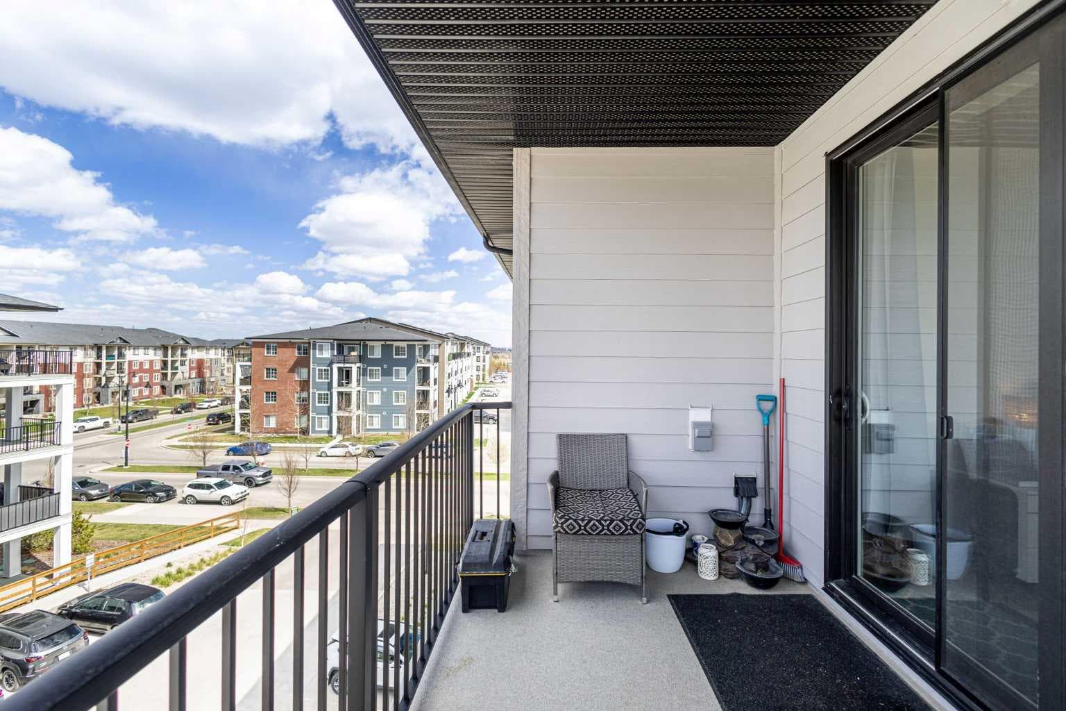 2401, 740 Legacy Village Road SE