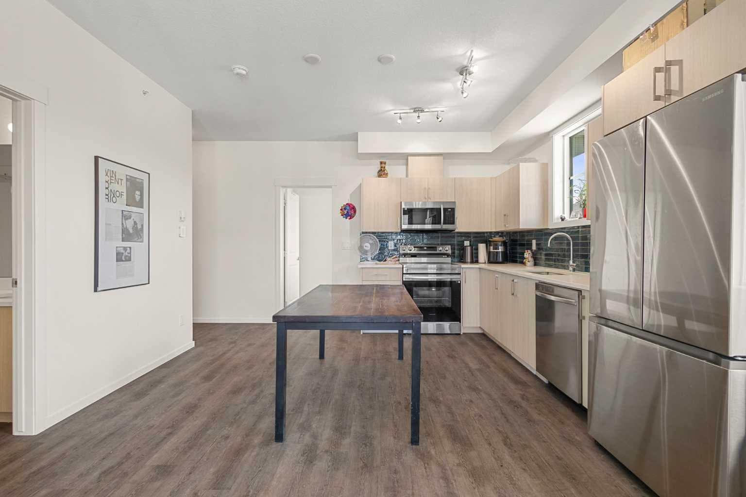 2401, 740 Legacy Village Road SE