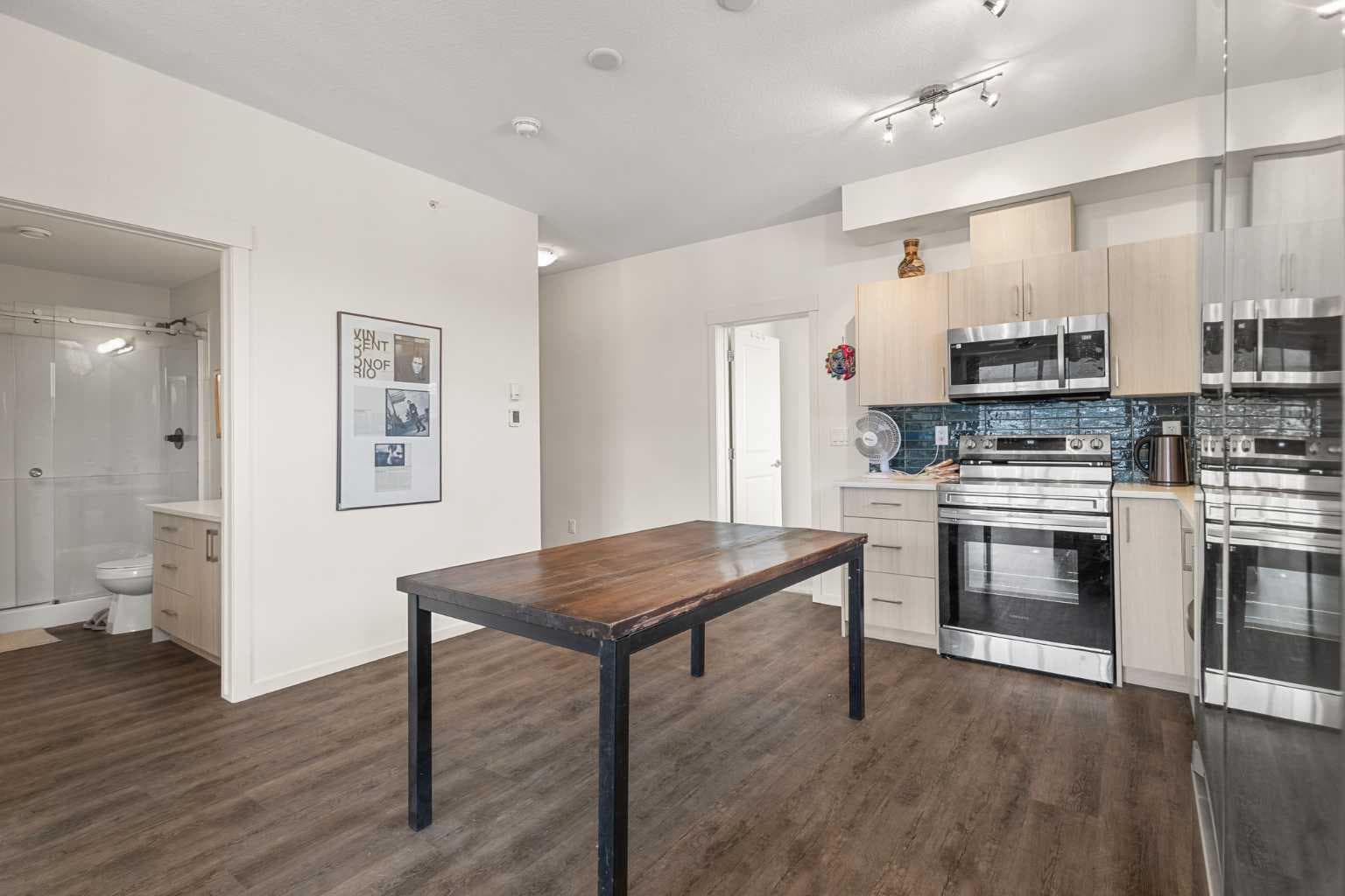 2401, 740 Legacy Village Road SE