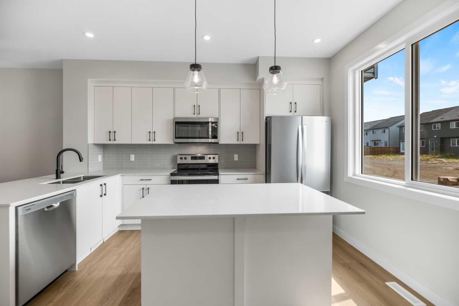 17 Savanna Place NE