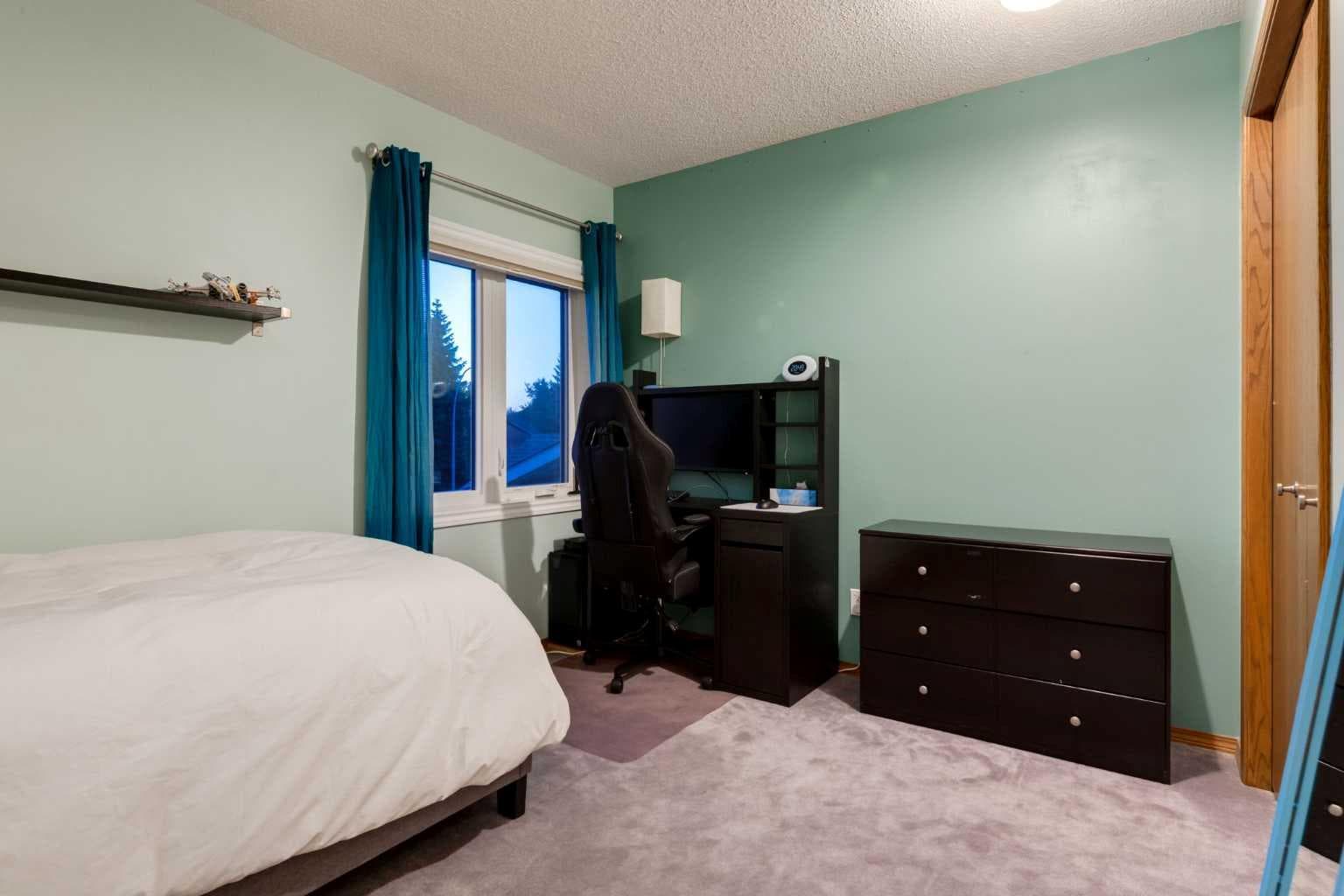 32 SUNMEADOWS Court SE
