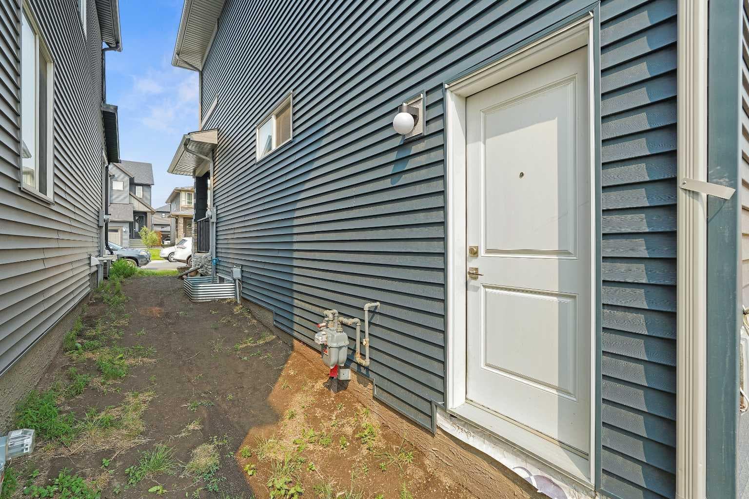 2320 Lancaster Heights SE