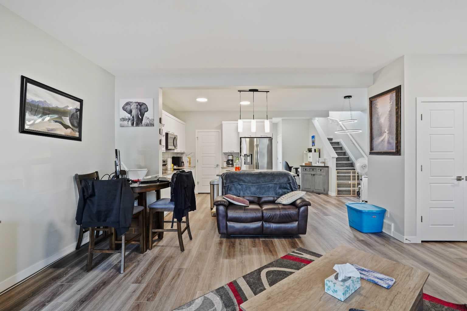 2320 Lancaster Heights SE