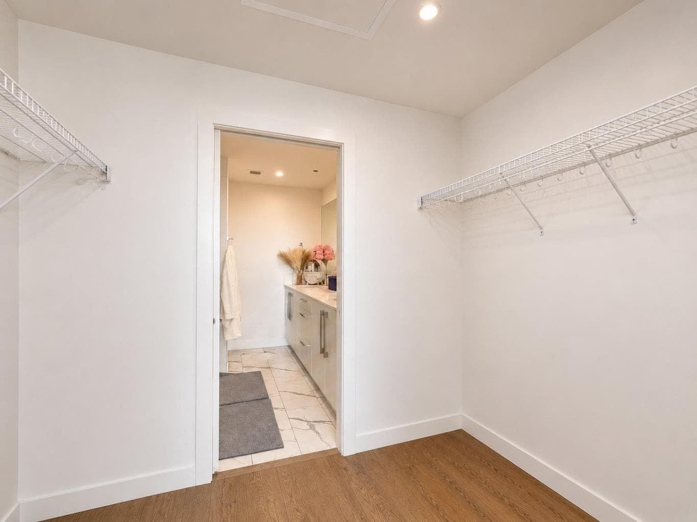 1614, 60 Skyview Ranch Road NE