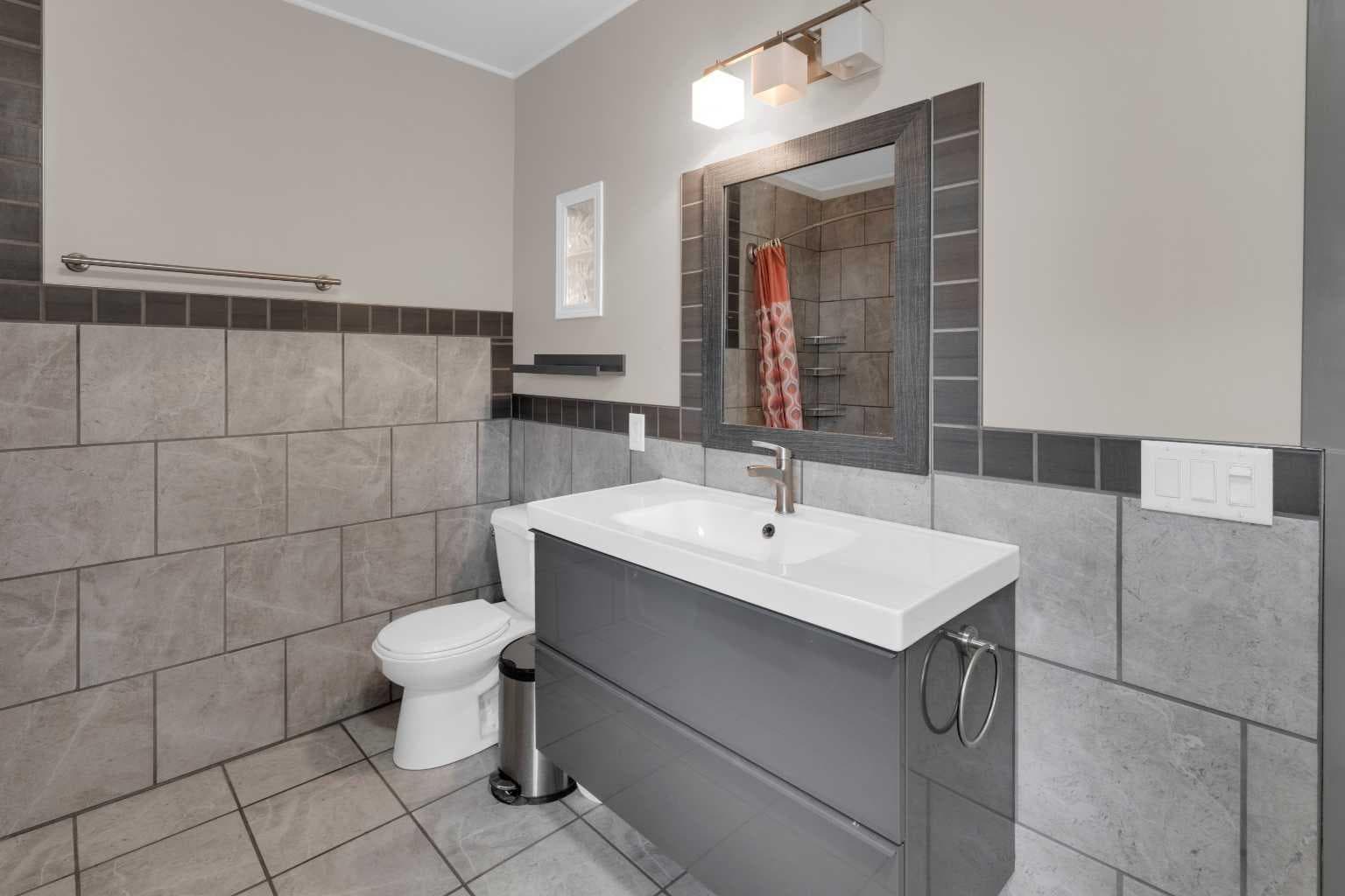 1808, 2520 Palliser Drive SW