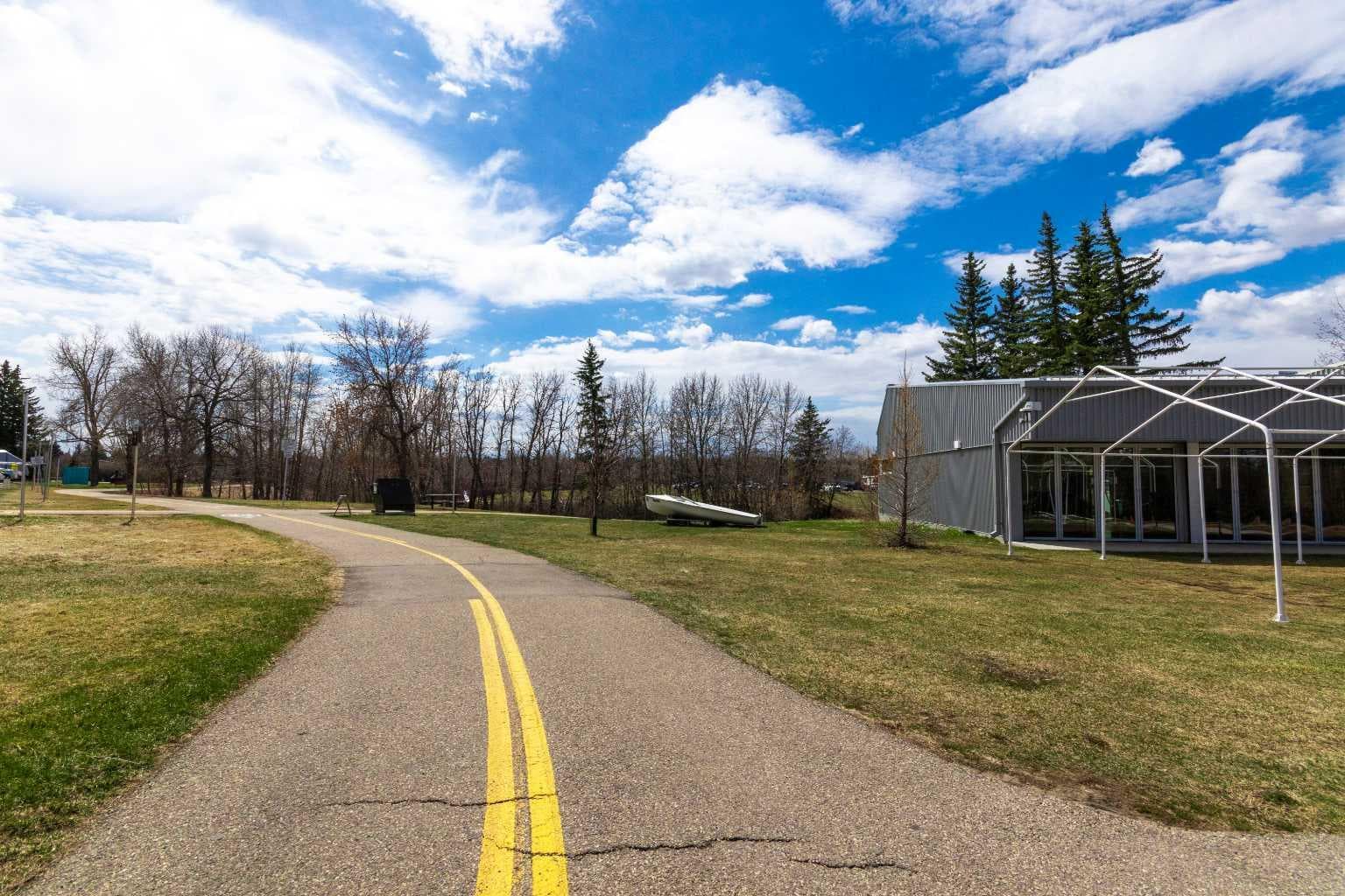 1808, 2520 Palliser Drive SW