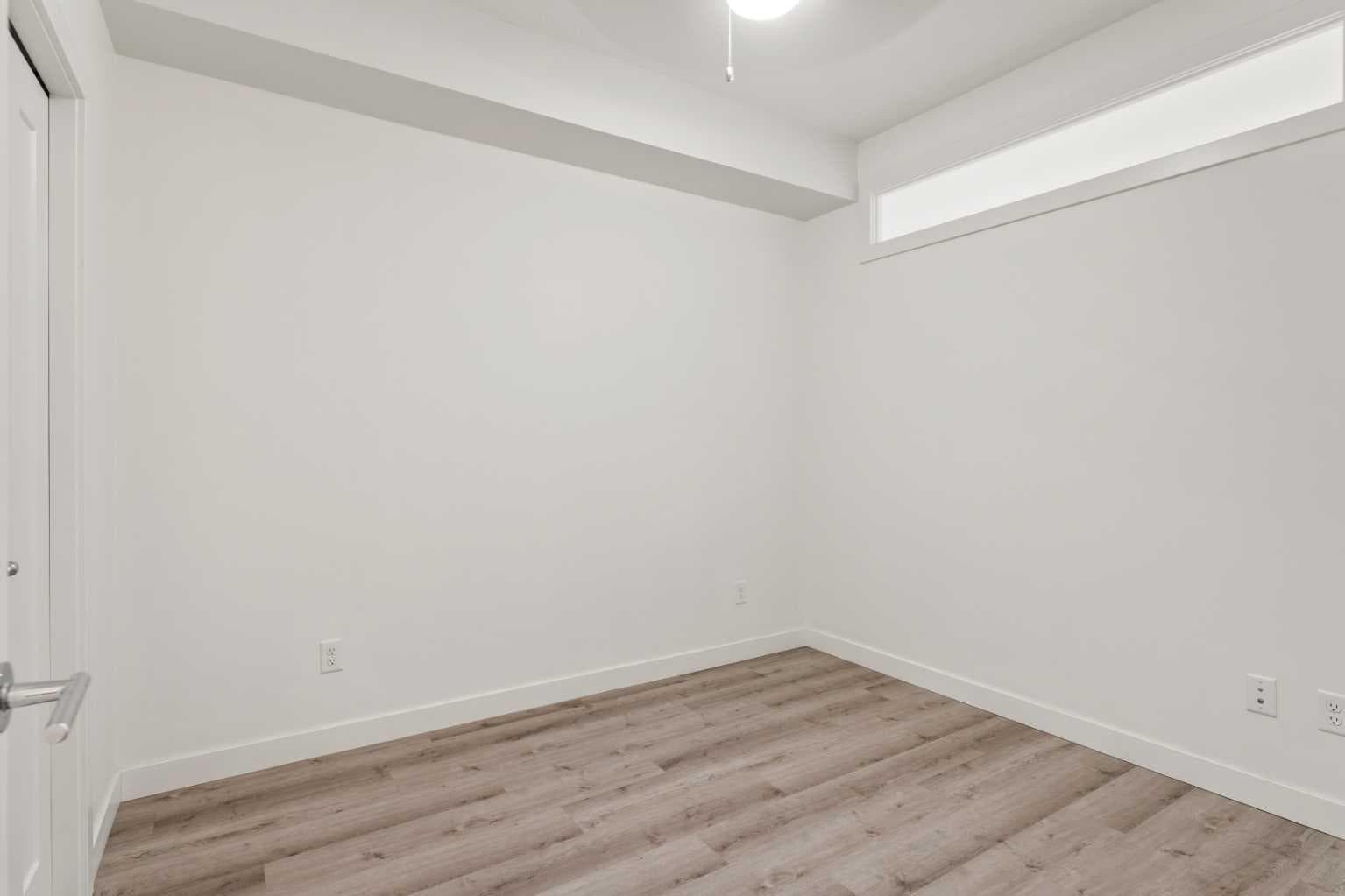 408, 20 Walgrove  SE