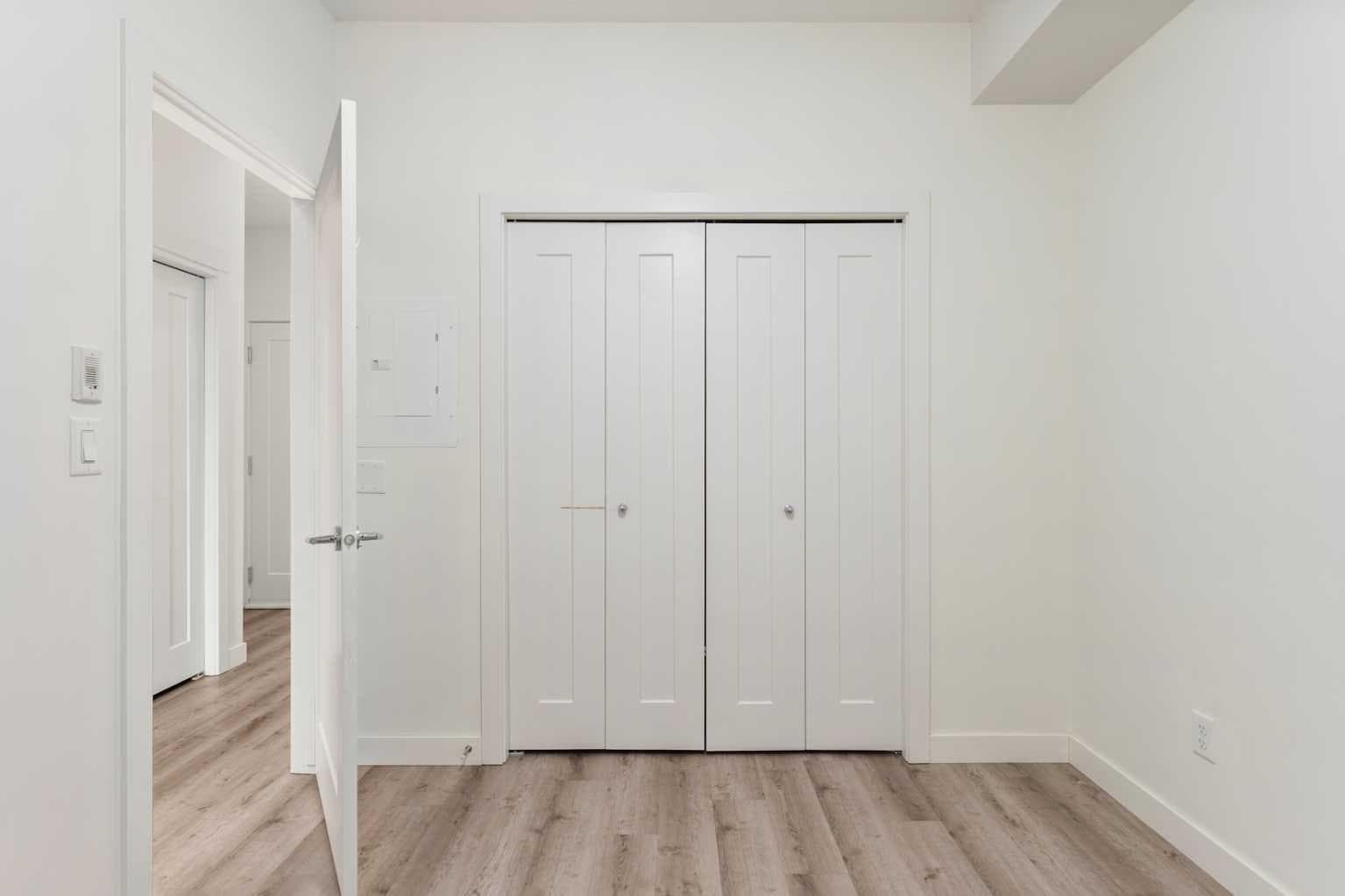408, 20 Walgrove  SE