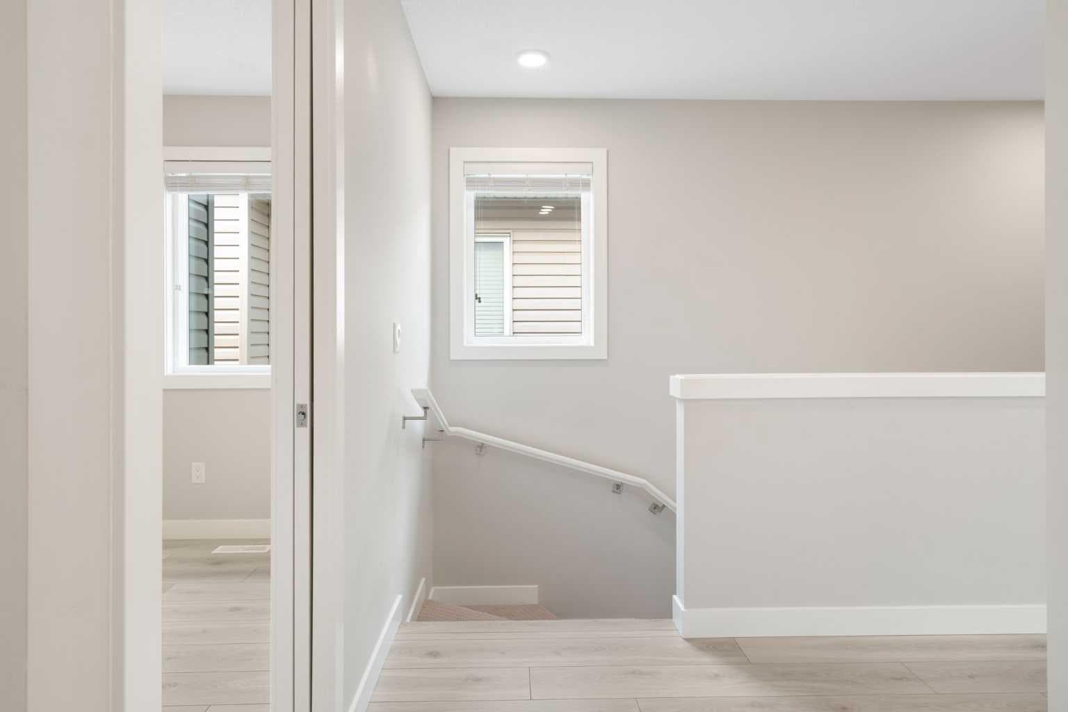 125 Corner Meadows Gate NE