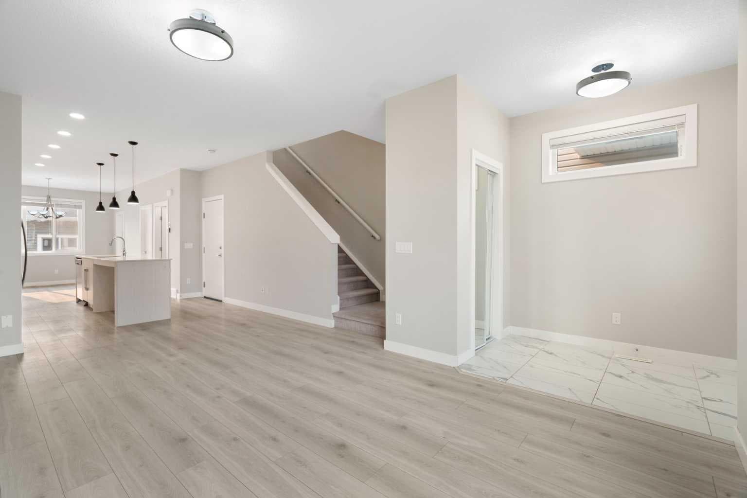 125 Corner Meadows Gate NE