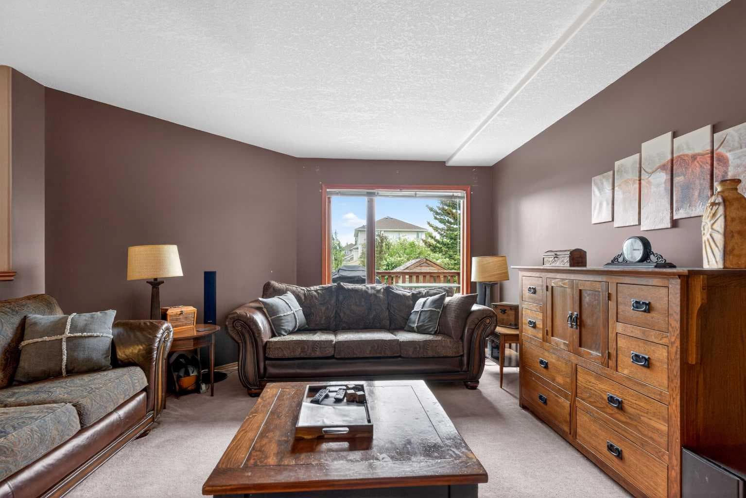 148 Sierra Madre Crescent SW