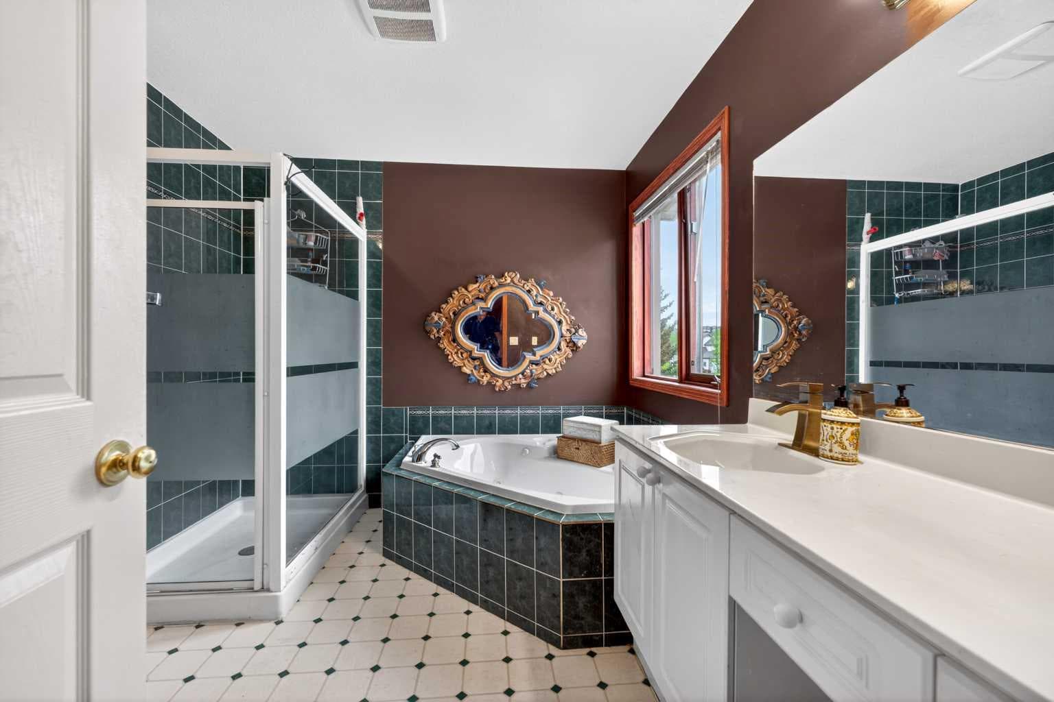 148 Sierra Madre Crescent SW