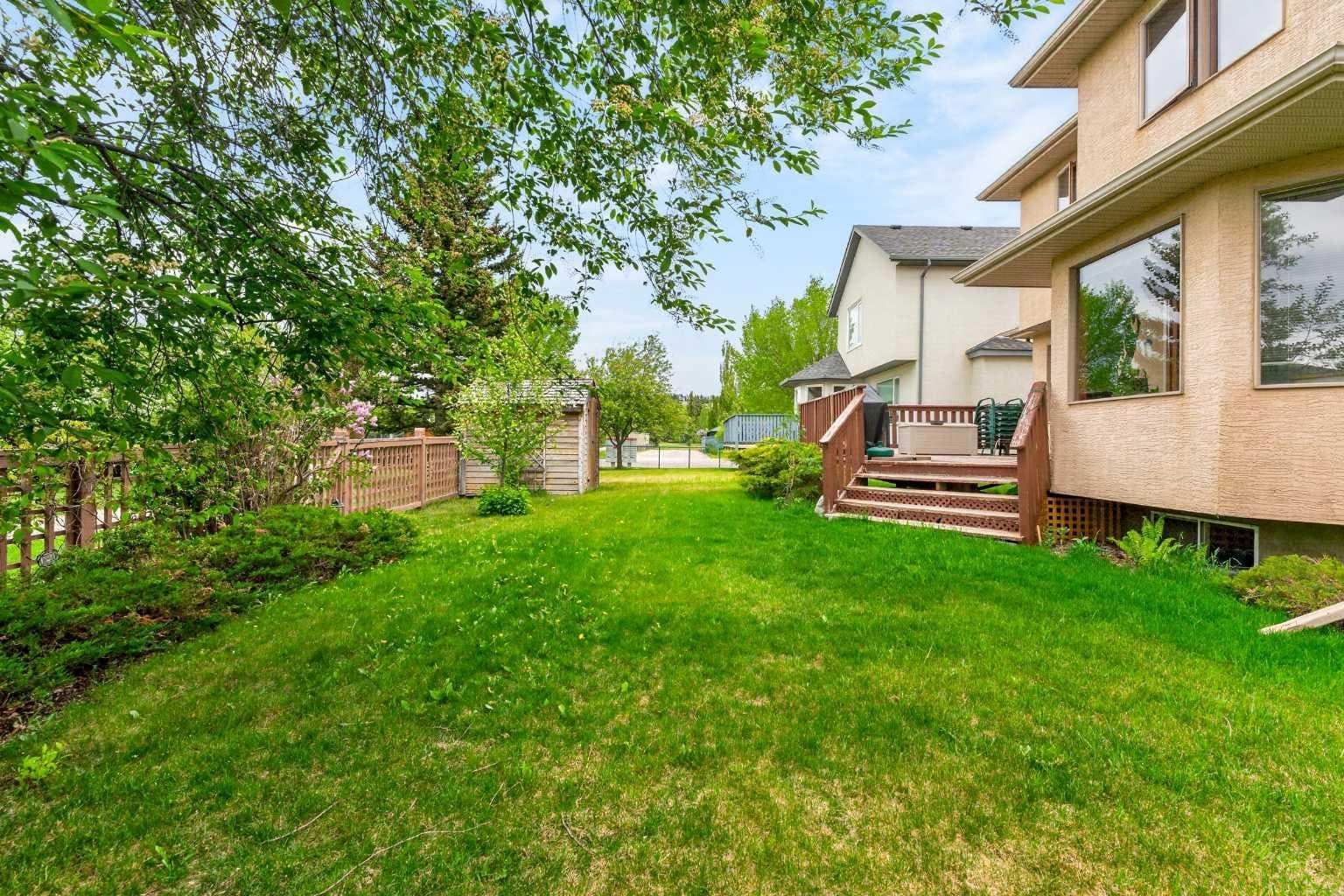 148 Sierra Madre Crescent SW
