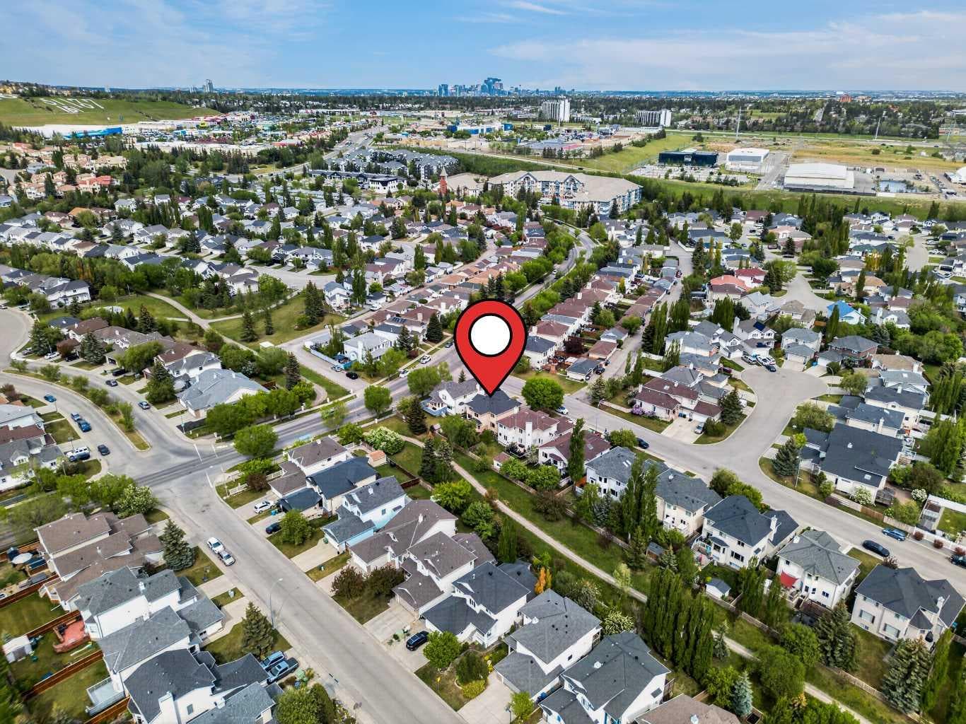 148 Sierra Madre Crescent SW