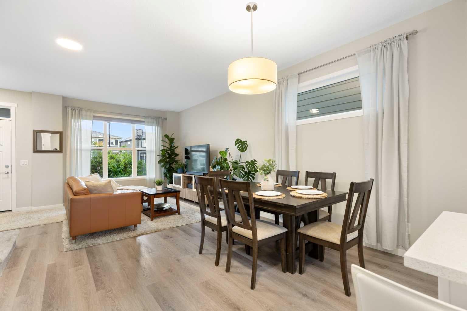 1021 Mahogany Boulevard SE