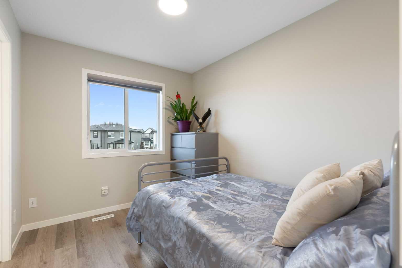 1021 Mahogany Boulevard SE