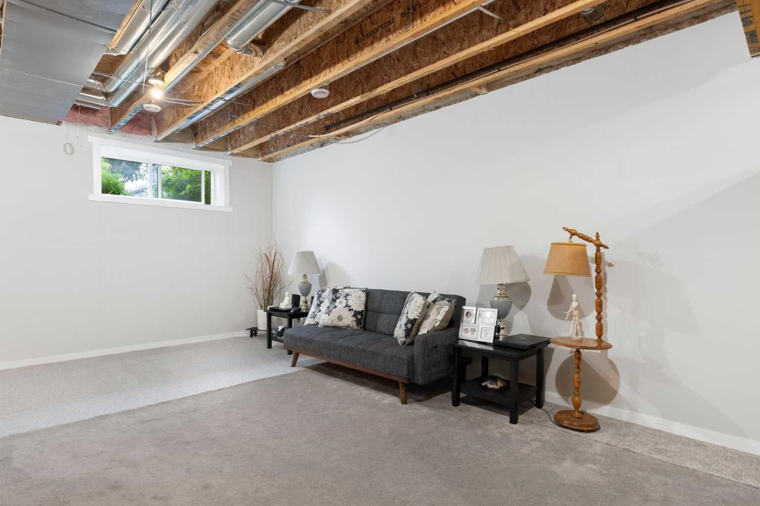 1021 Mahogany Boulevard SE