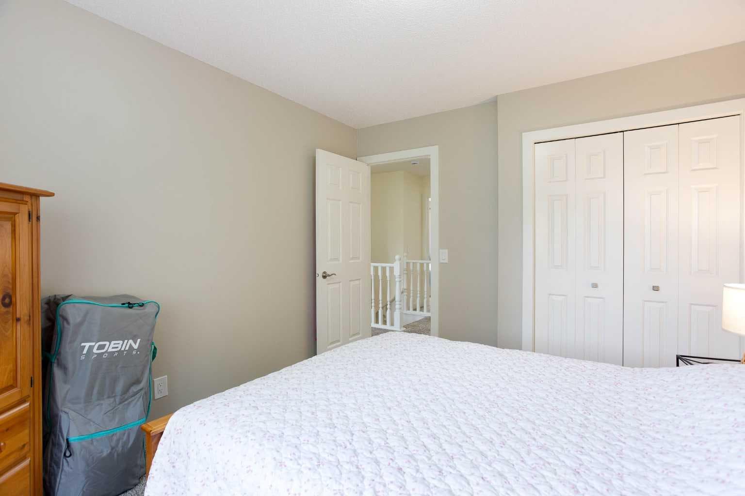 24 Sun Harbour Place SE