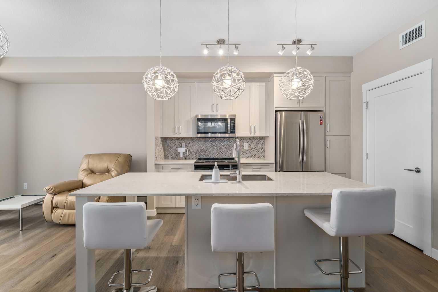 410, 35 Walgrove Walk SE