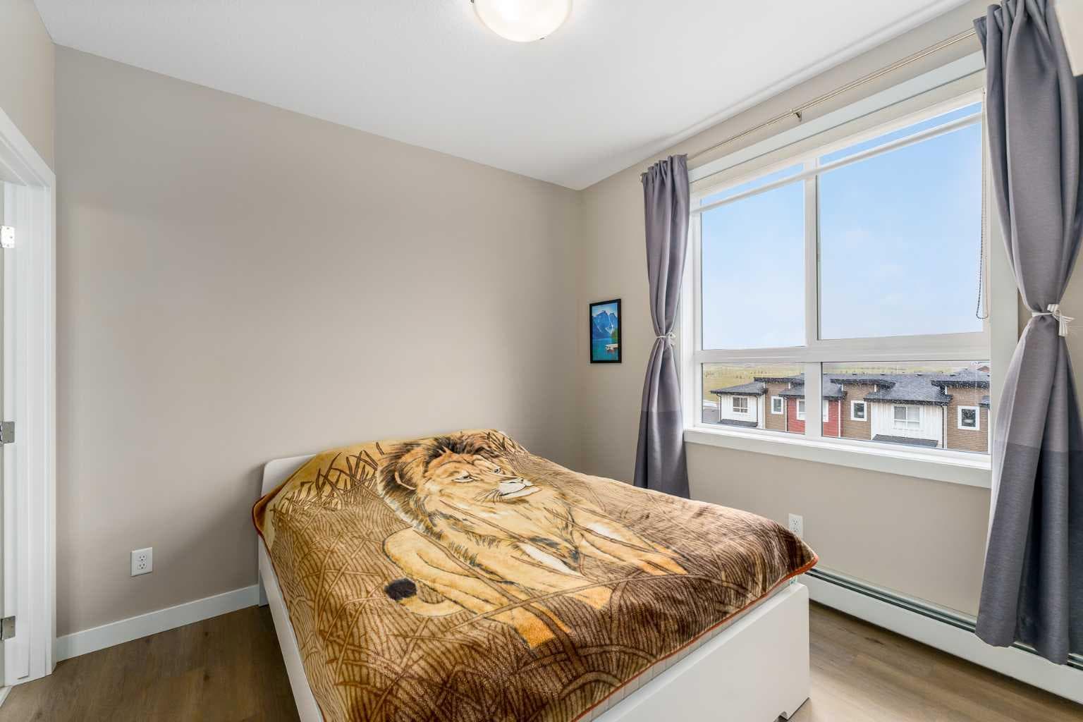 410, 35 Walgrove Walk SE