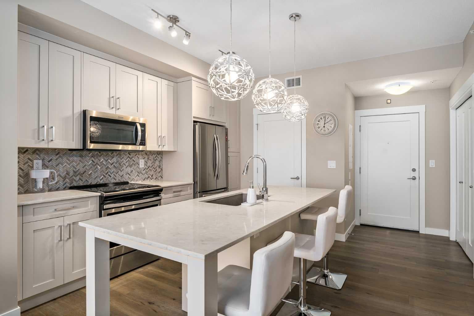 410, 35 Walgrove Walk SE