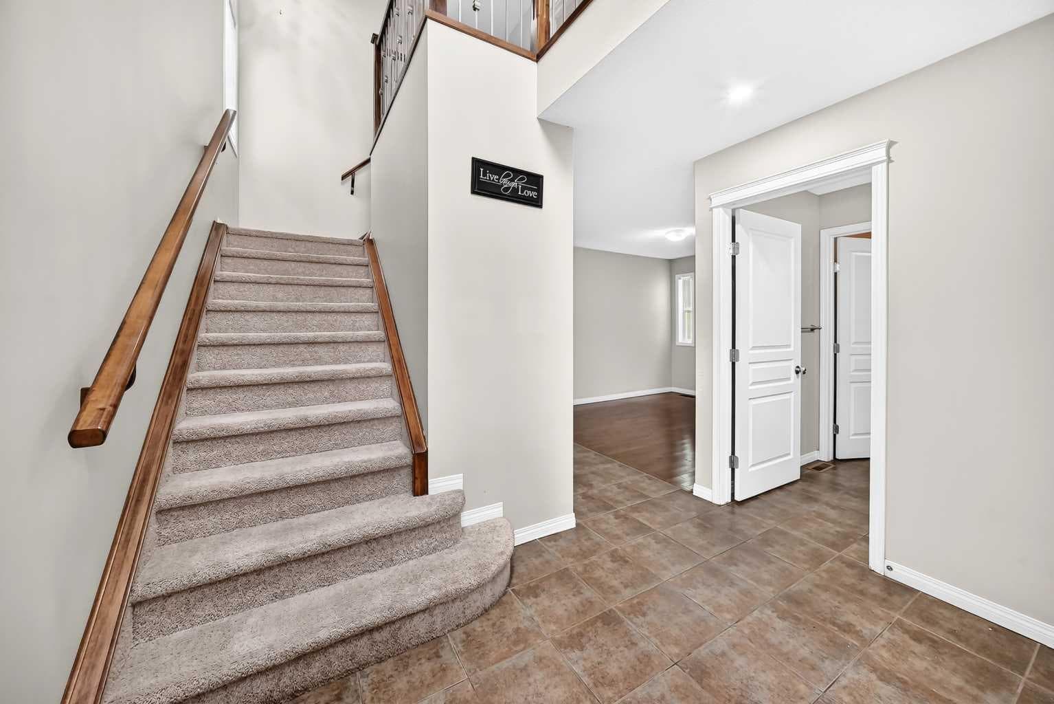 195 Taralake Way 