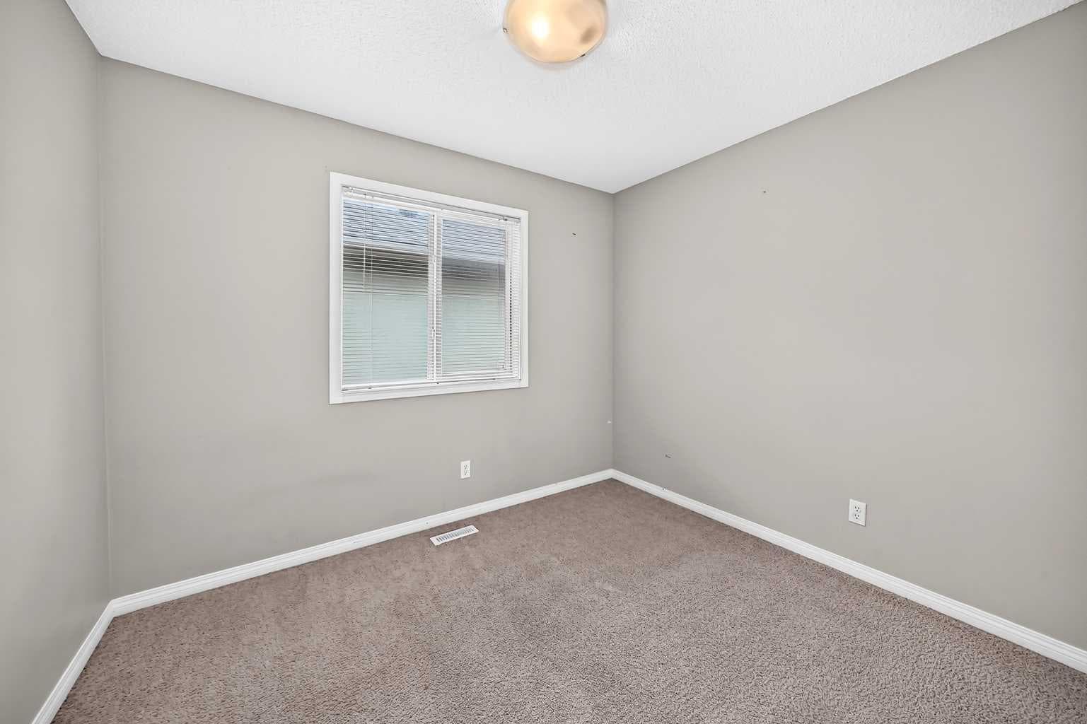 195 Taralake Way 