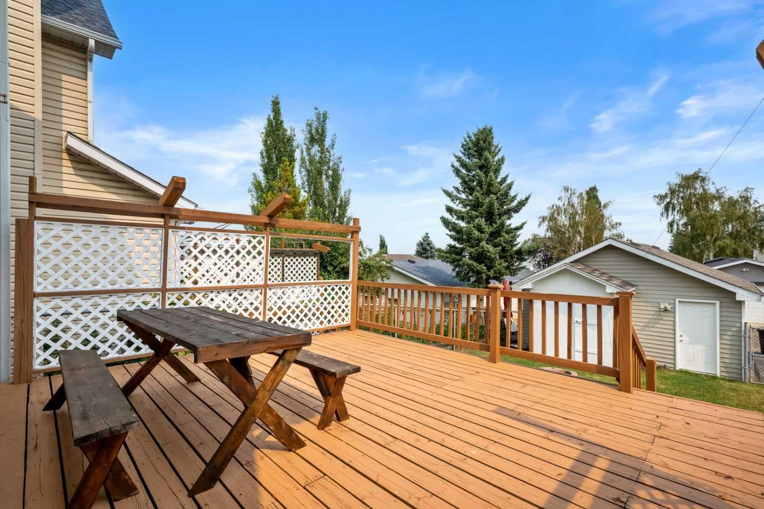 91 Hidden Crescent NW