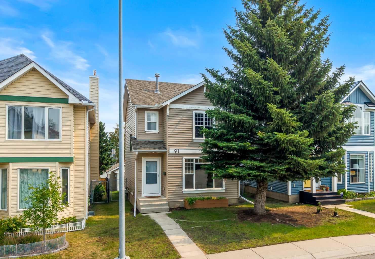 91 Hidden Crescent NW