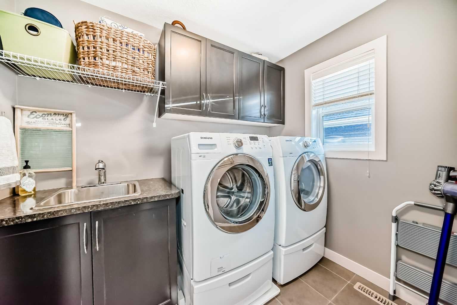 93 Williamstown Green NW