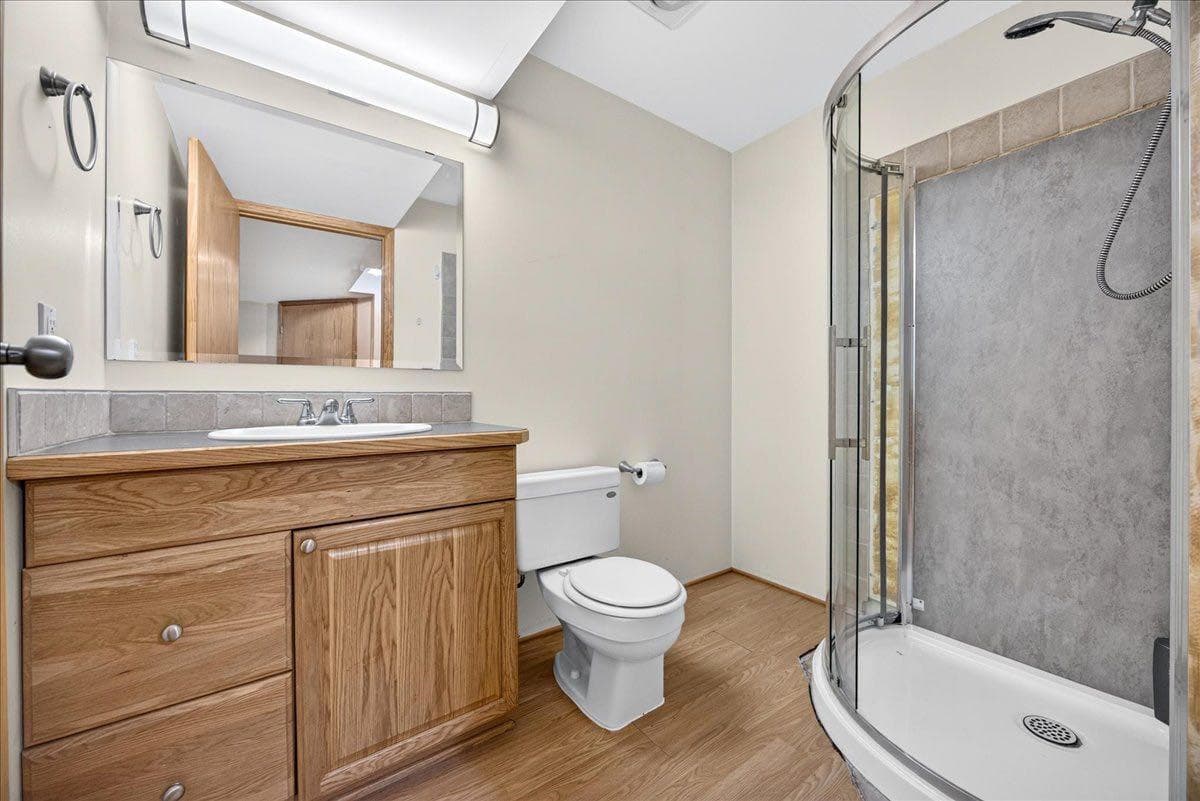 2745 Coopers Manor SW