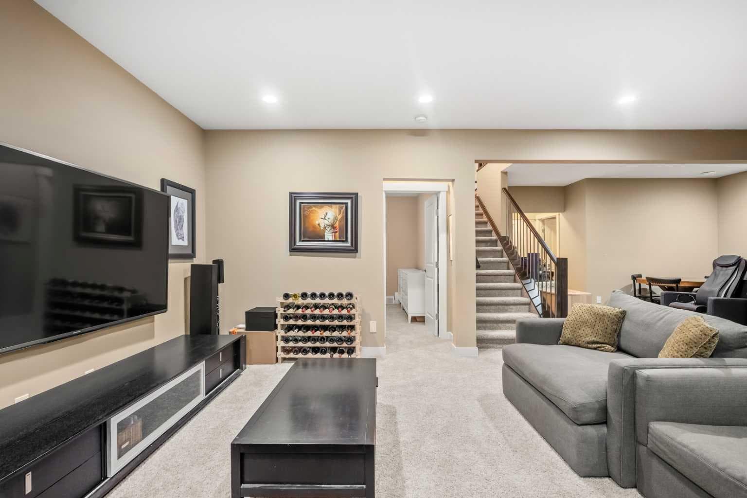 63 Cortina Villas SW